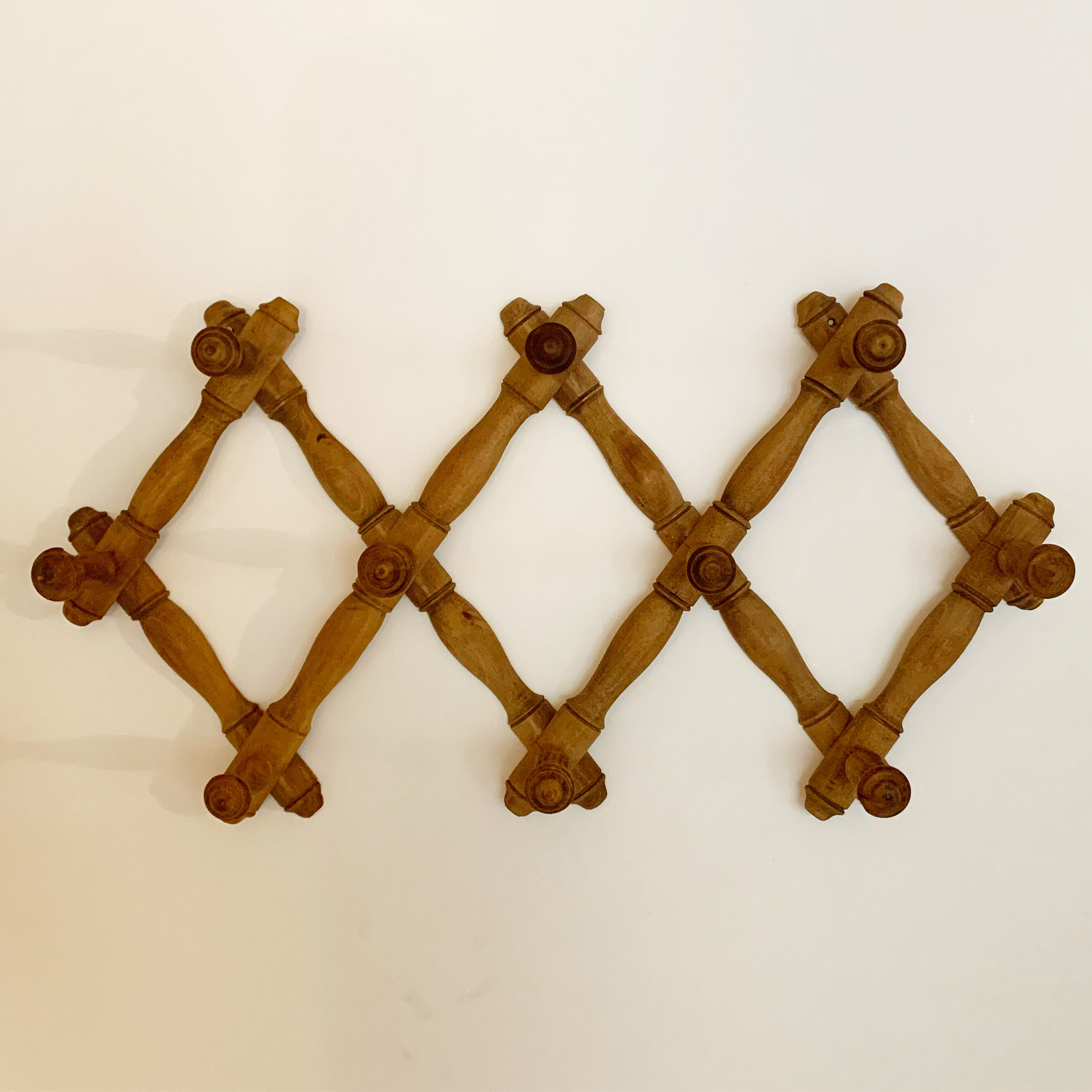 Wall coat rack with 10 hooks