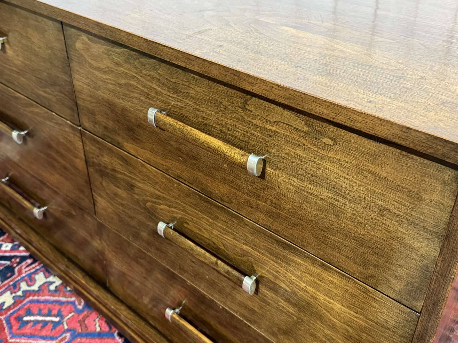 Art Deco style commode from the 1950s in walnut and oak - American manufacturer