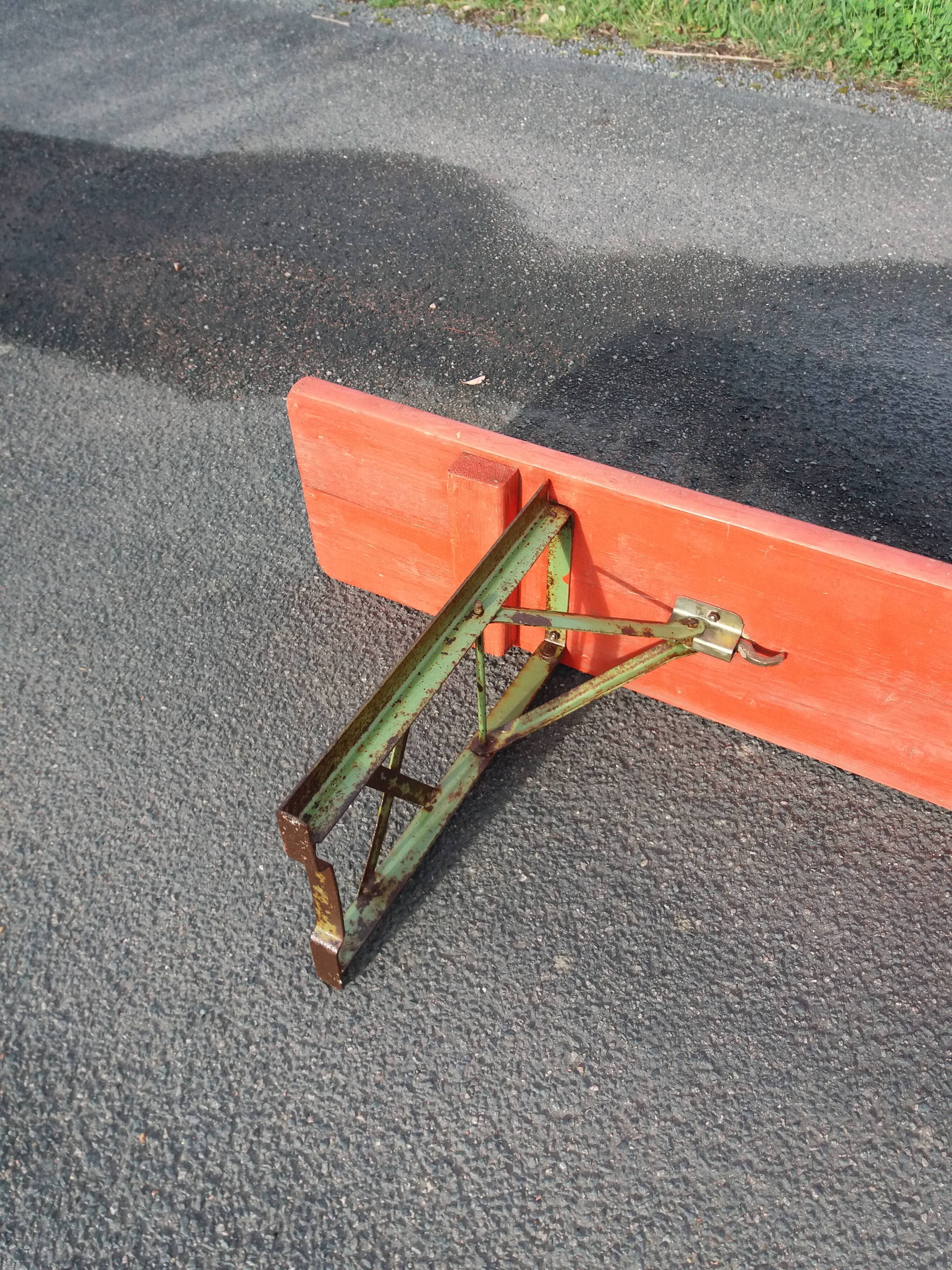 Folding brewery bench