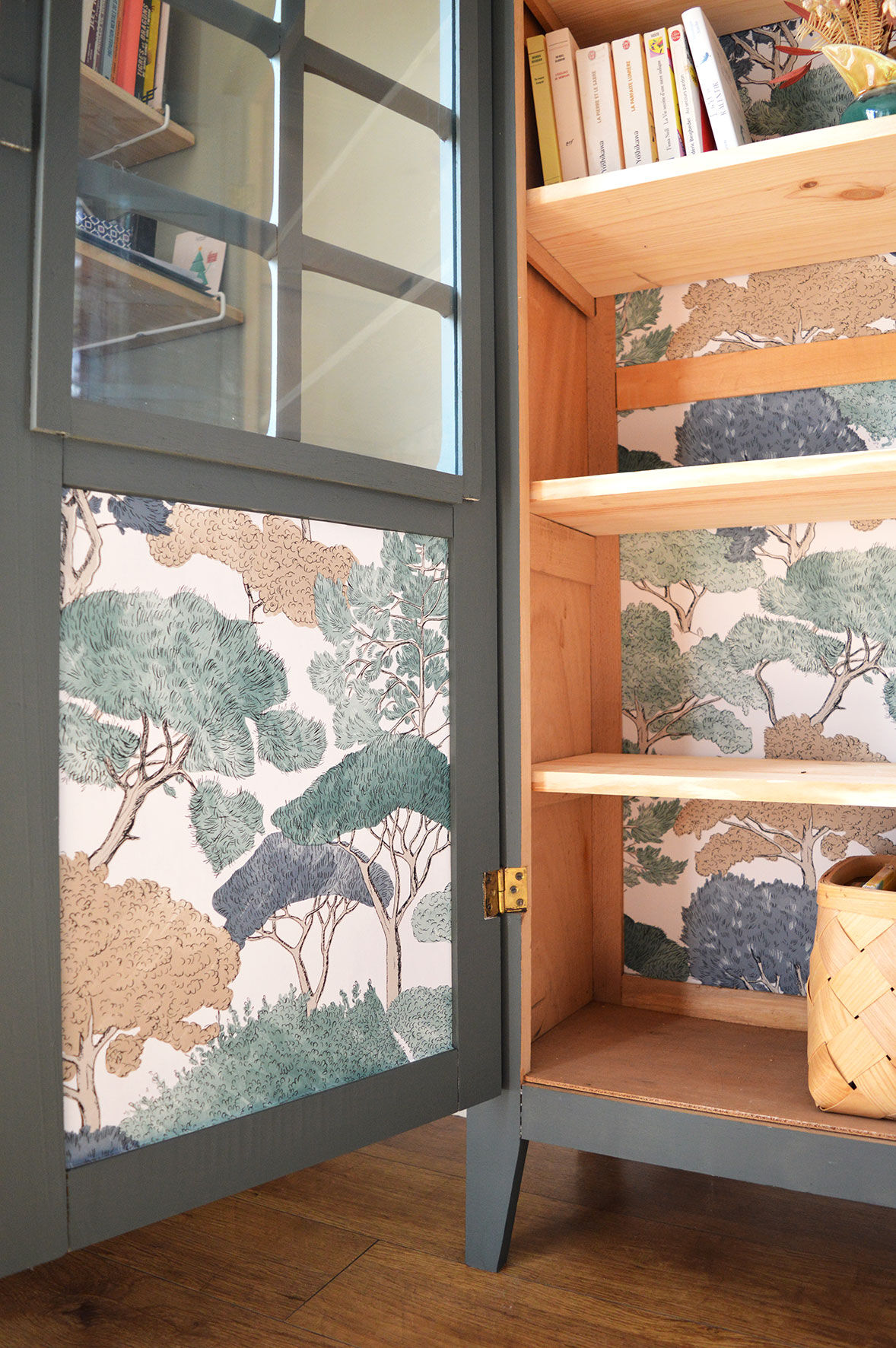 Parisian glazed wardrobe