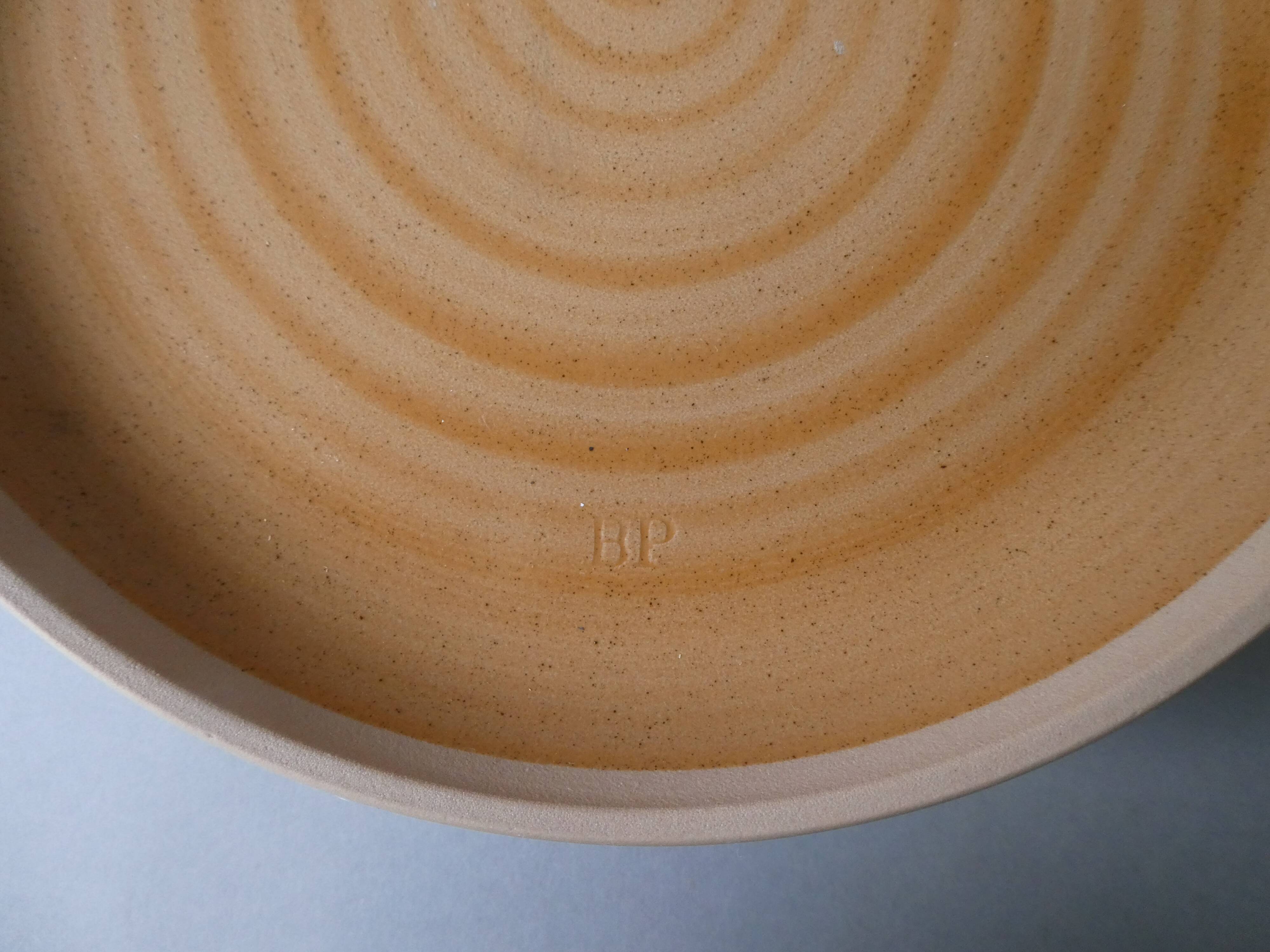 6 flat plates in Burgundy stoneware, Sarreguemines France