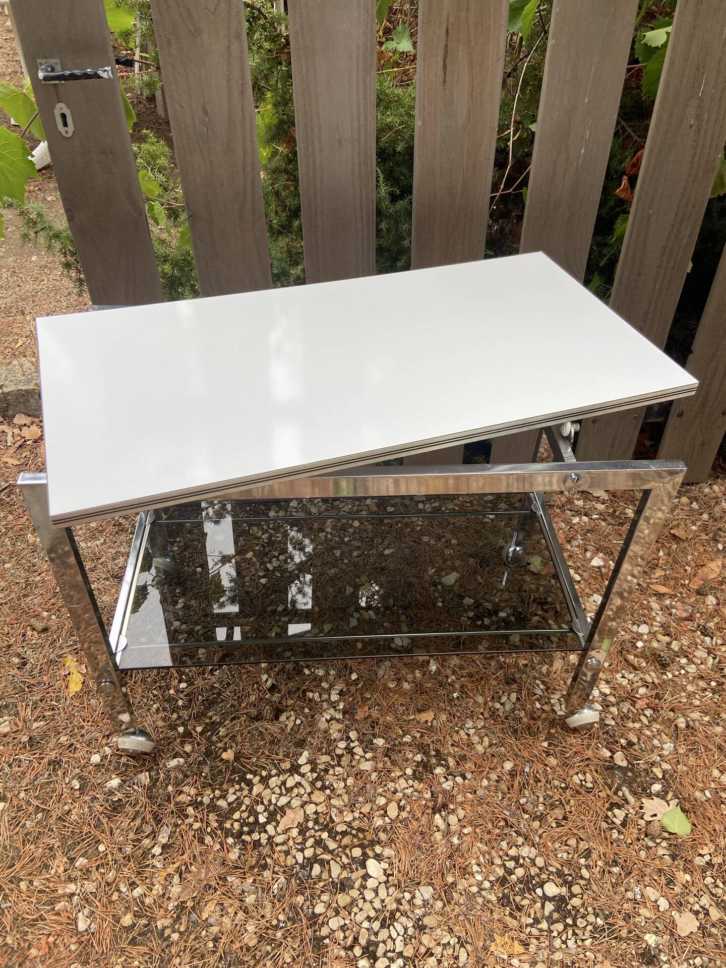Desserte/table d appoint pivotante années  70