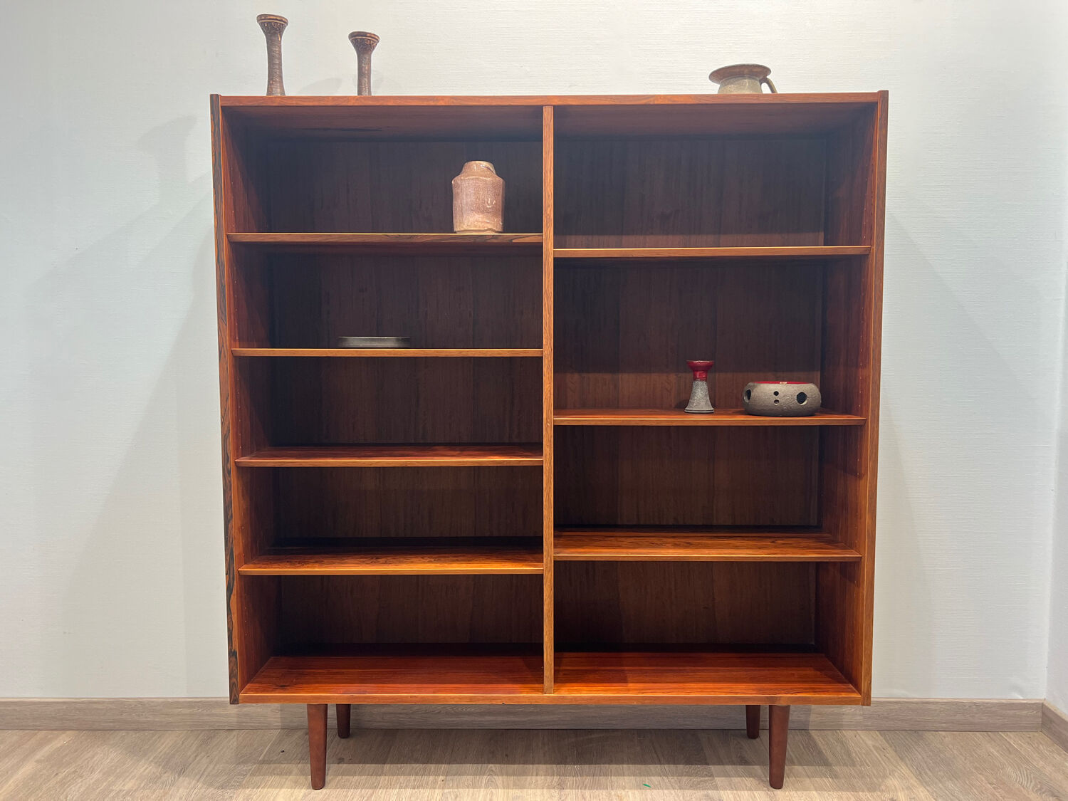 Bibliothèque scandinave en palissandre