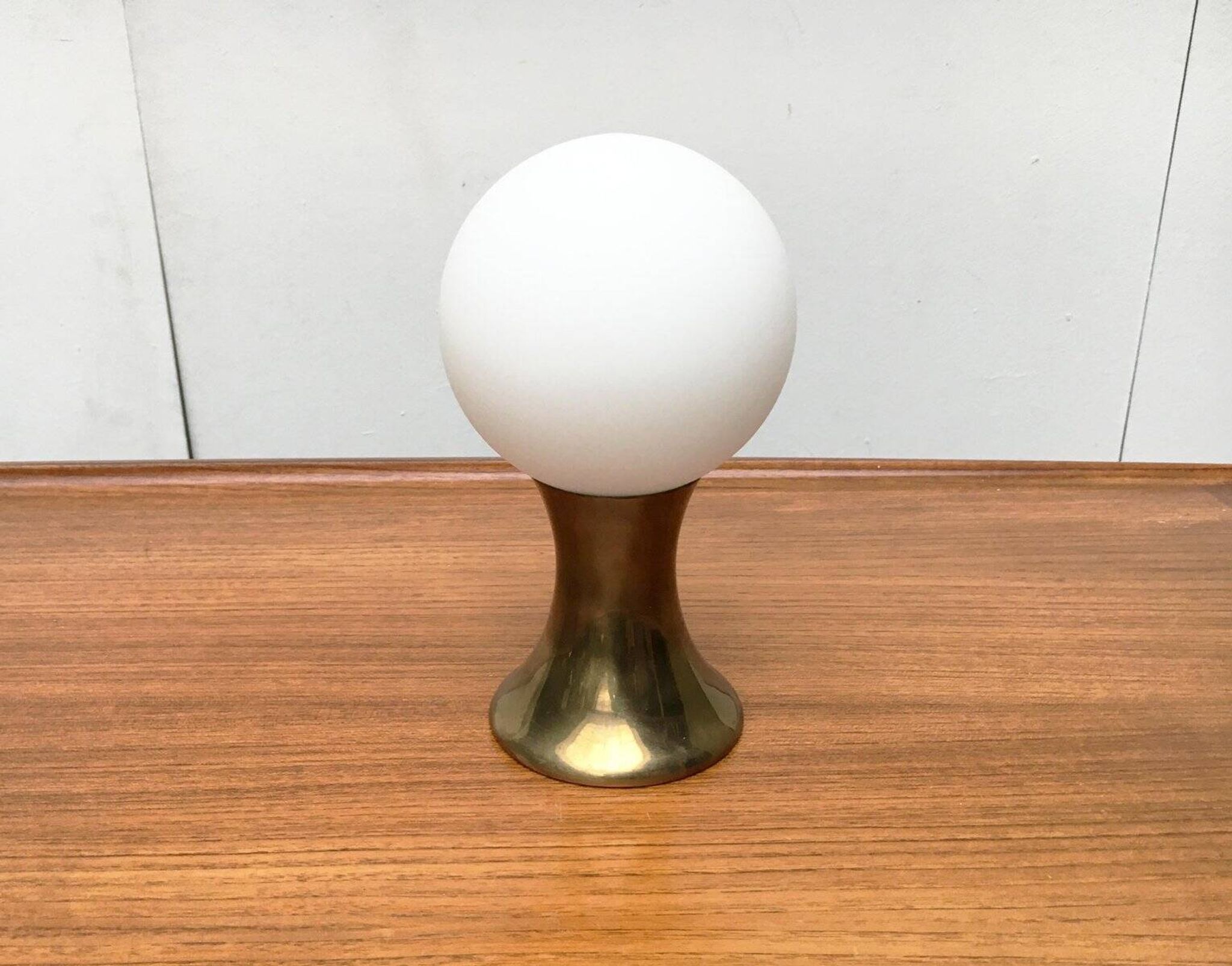 Lampe de table milieu du siècle