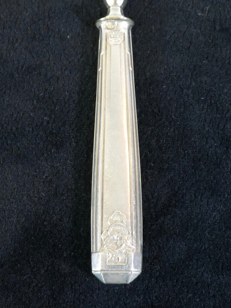 Service cover has mignardises art deco solid silver stuffed minerve