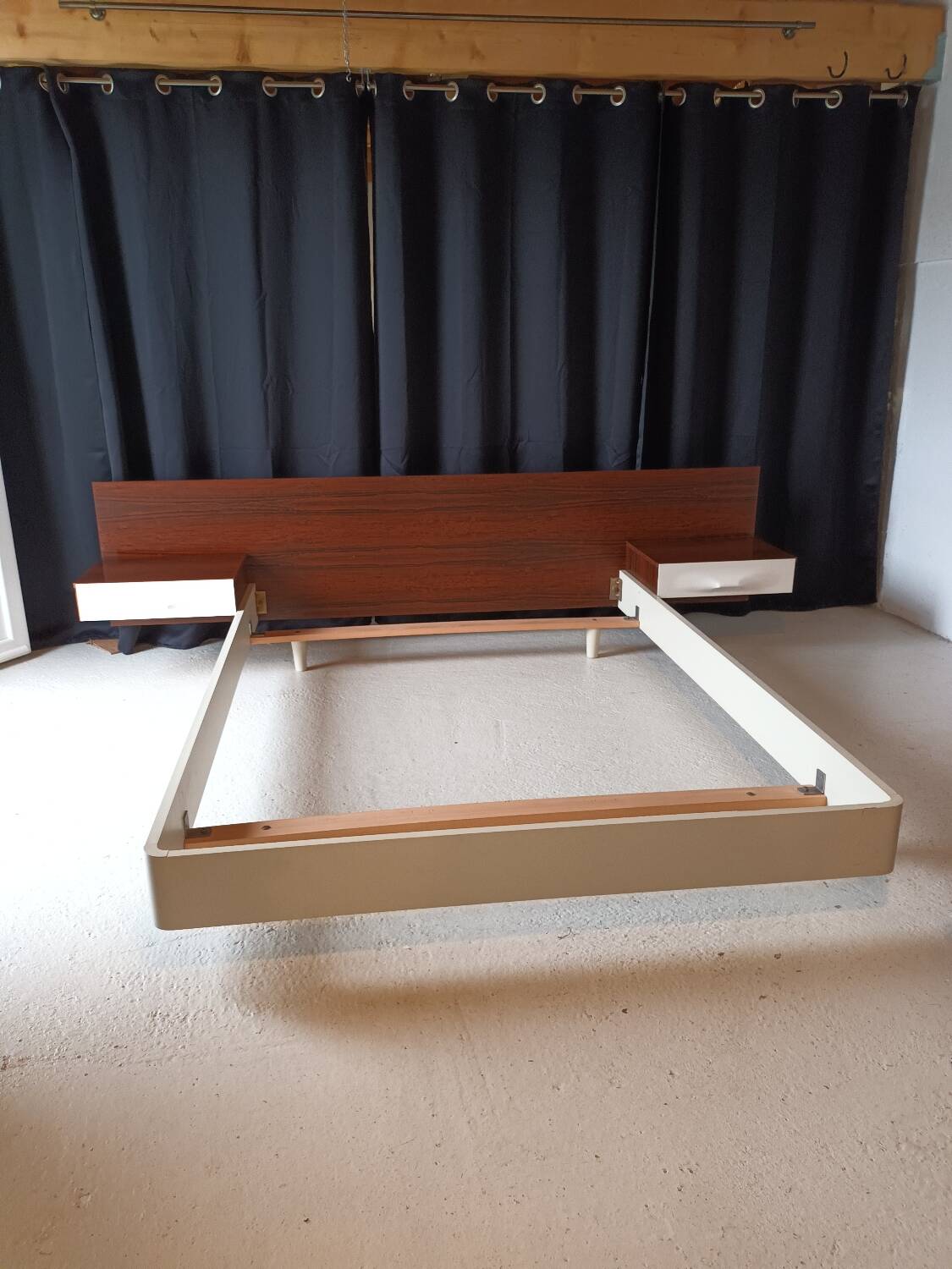 Raymond Loewy Bed
