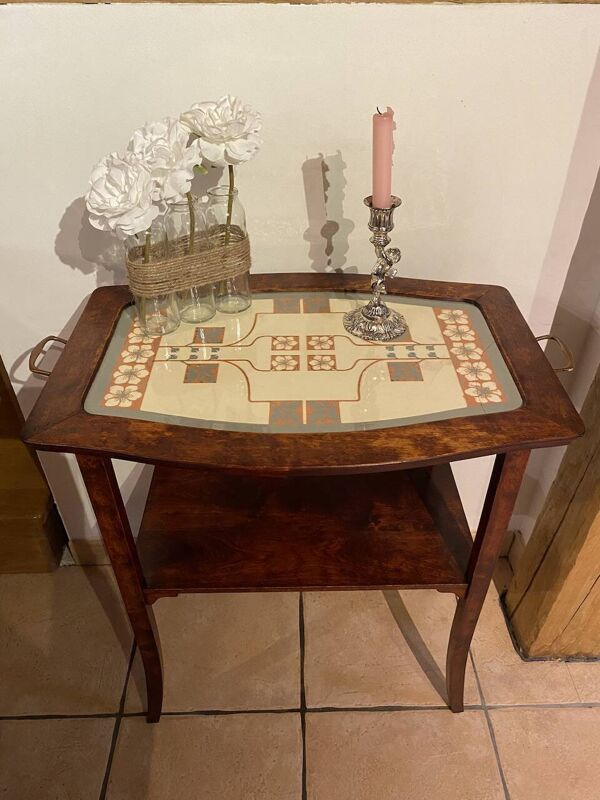 Table d'appoint, table à thé vers 1920