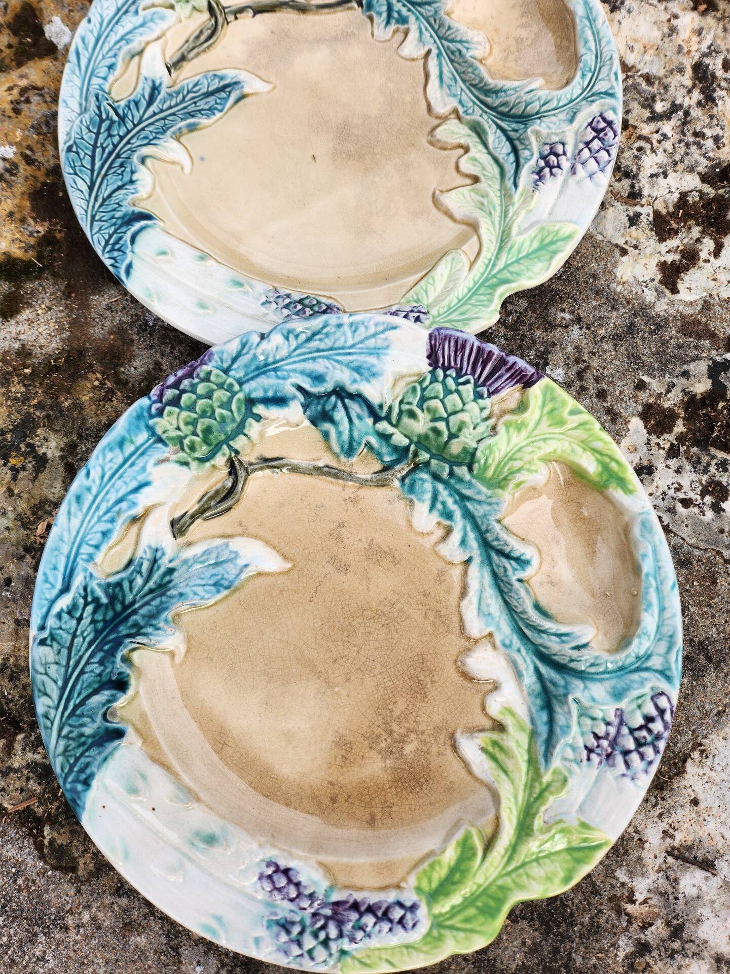 2 barbotine plates