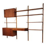 Modular Scandinavian shelf