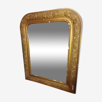 Miroir ancien sculpté doré