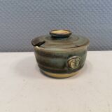 Lovely small ceramic sugar/jam jar, designed by Danish Jette Hellerøe 1970s.