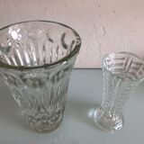 Deux vases en verre taillé vintage années 60-70