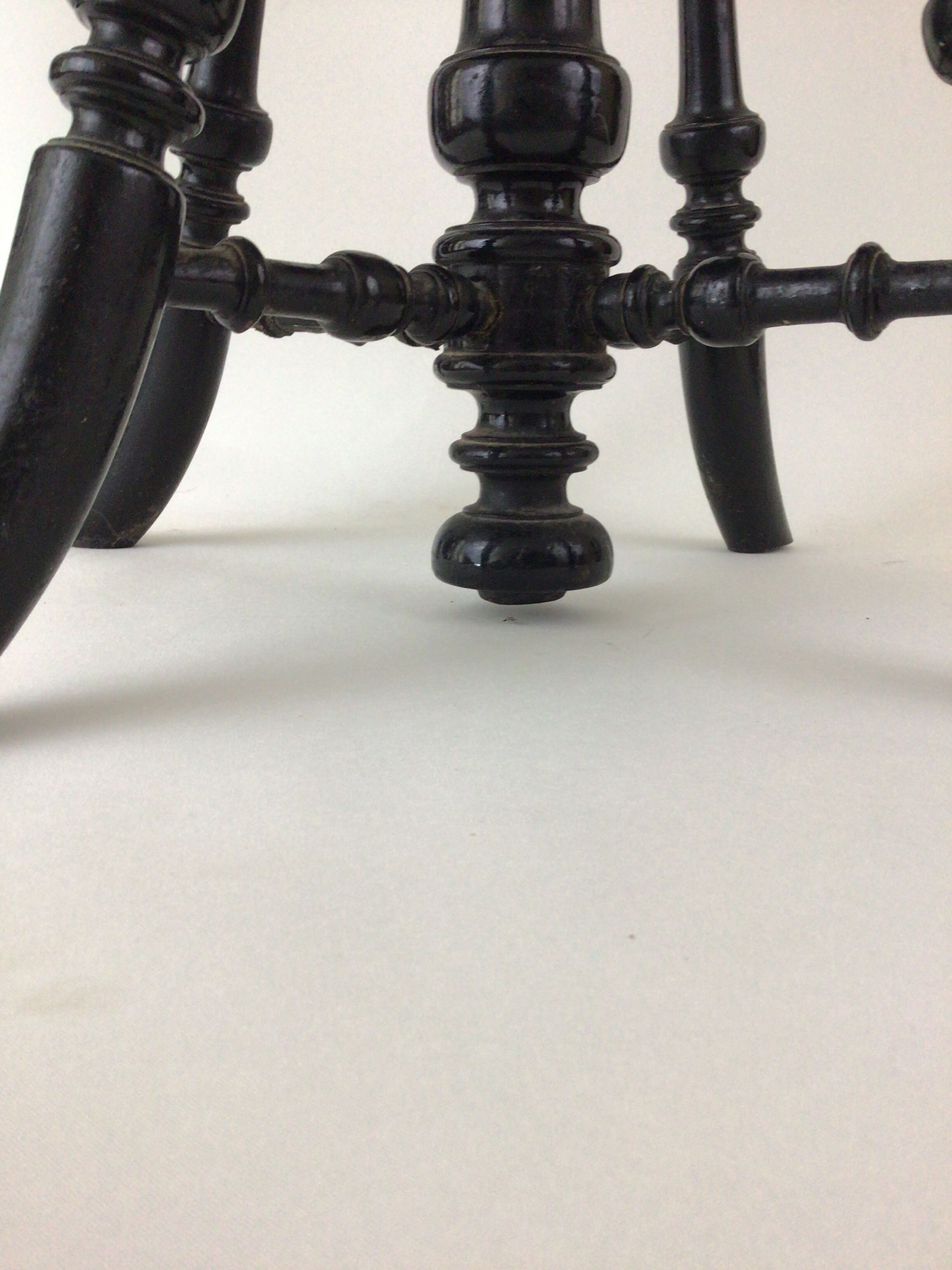 Napoleon III piano stool