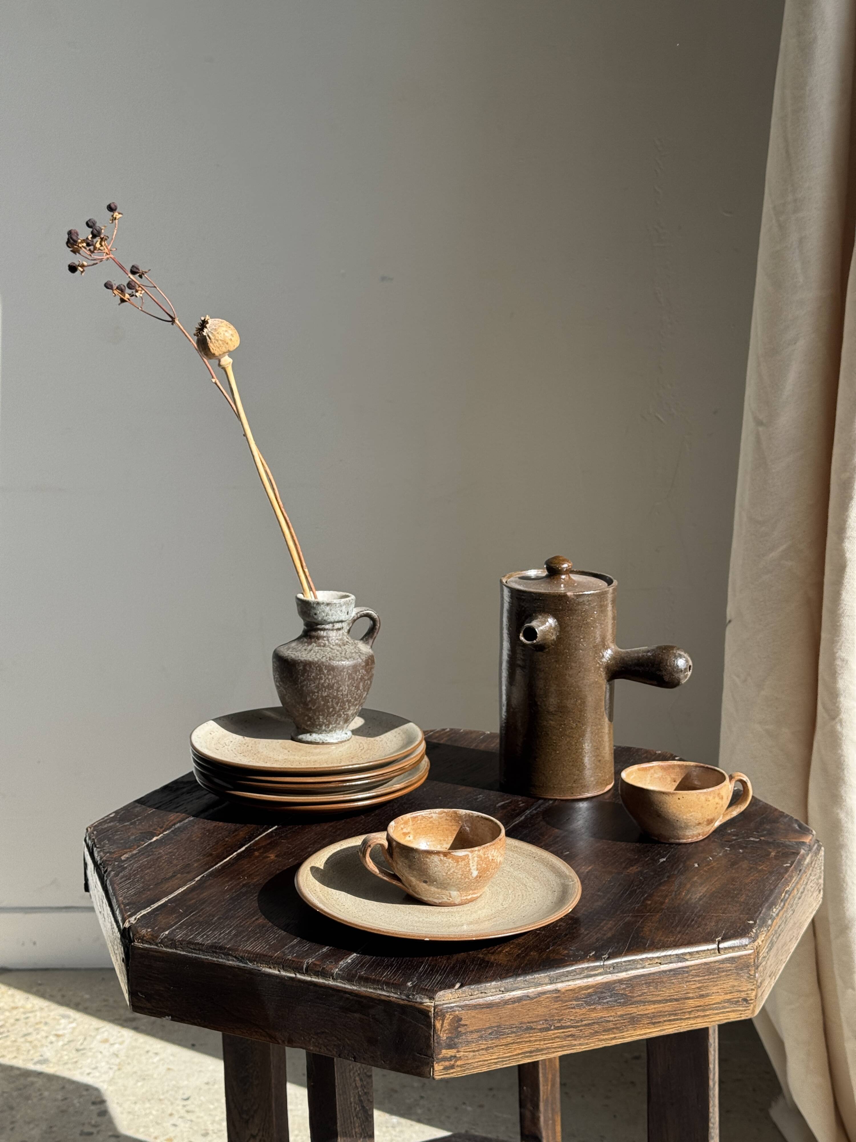 Mini grey stoneware carafe H13 D9