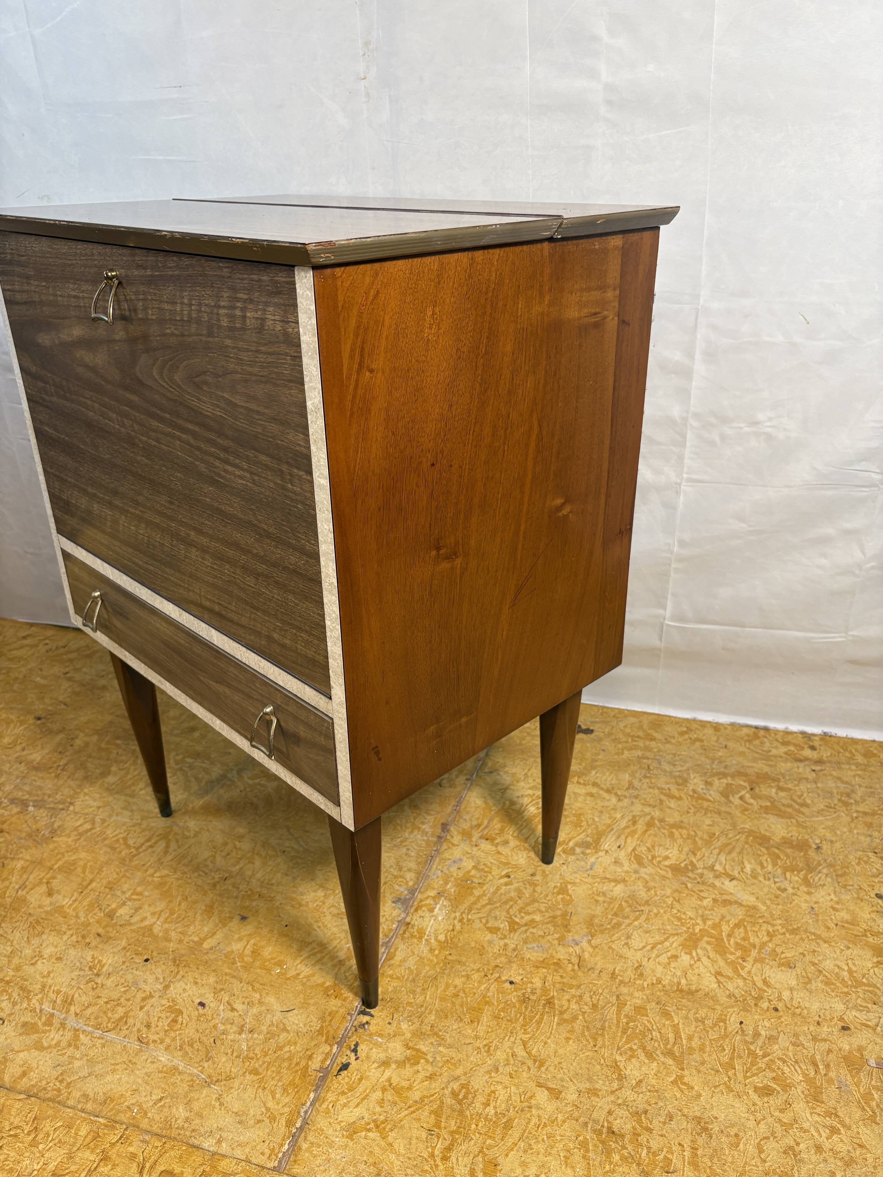 Mid Century Retro Teak & Lamination Cocktail Bar Cabinet (Circa 1950–1960)