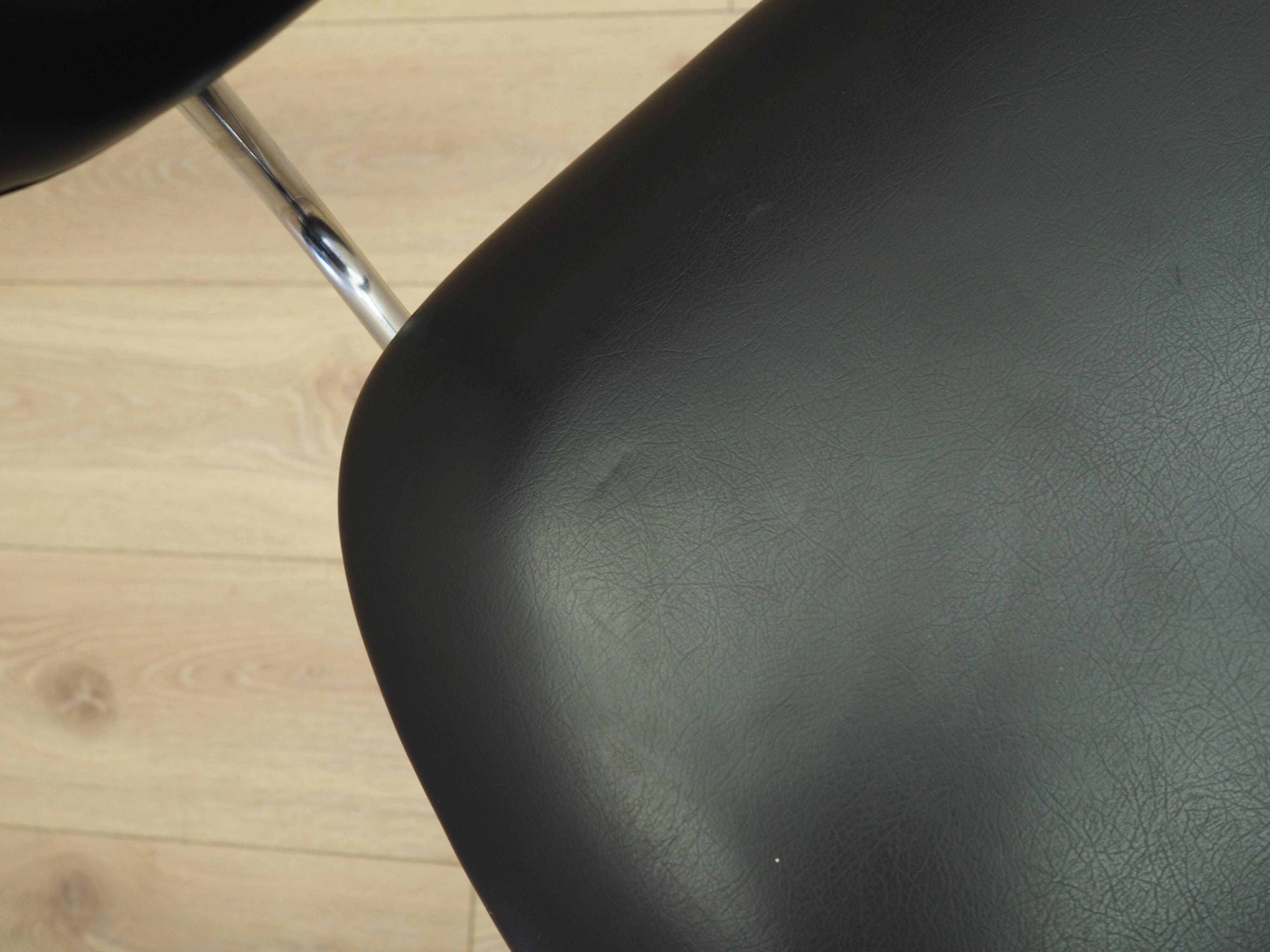 Chair, Italian design, 1970s, production: Italy