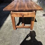Grande table de ferme en noyer