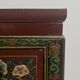 Buffet chinois vintage peint à la main, meuble rouge à décor floral