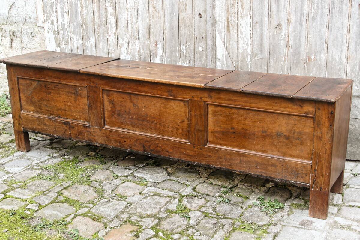 Wooden chest bench, 18th century