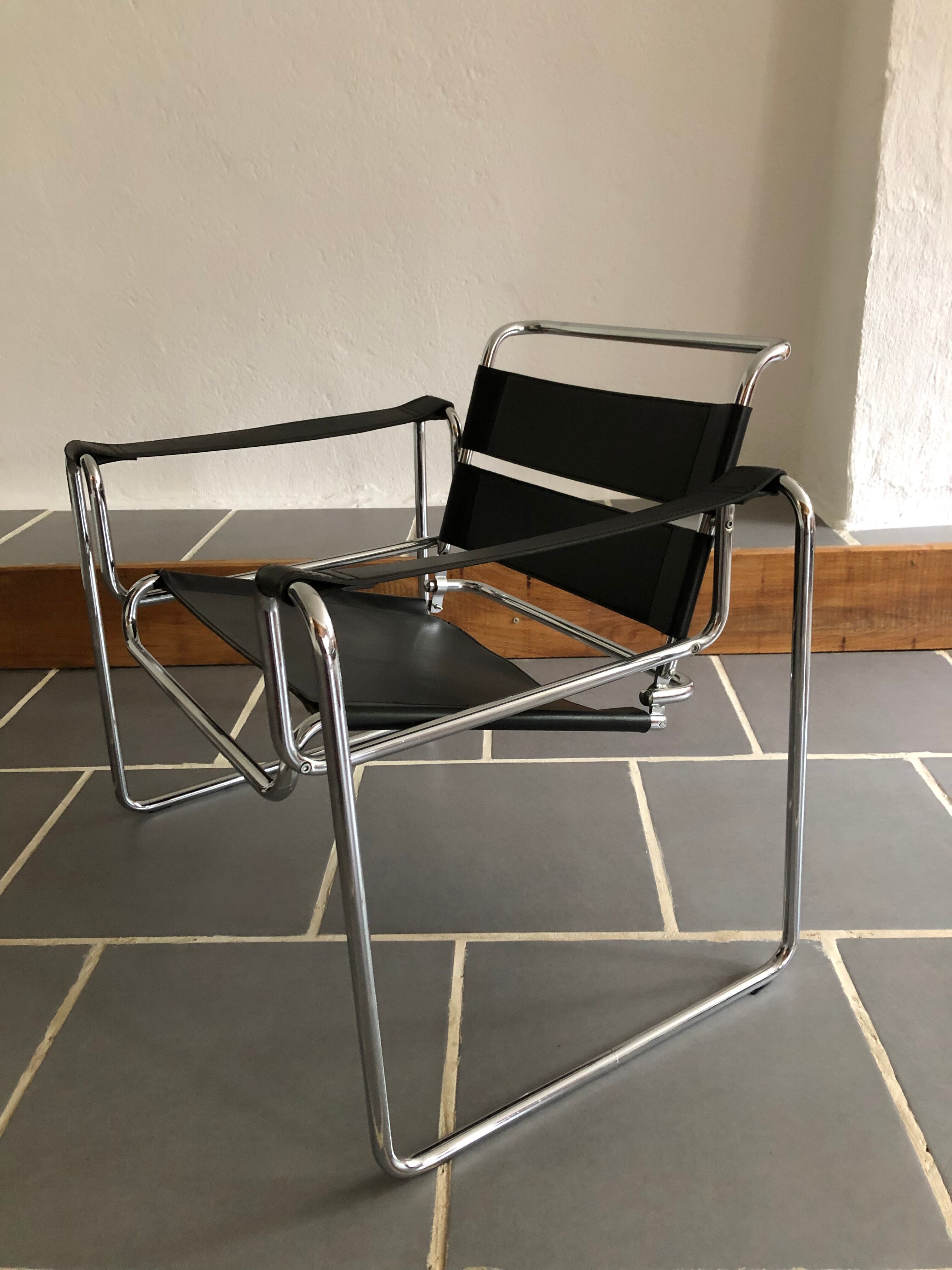 Vintage chrome and leather armchair 70/80