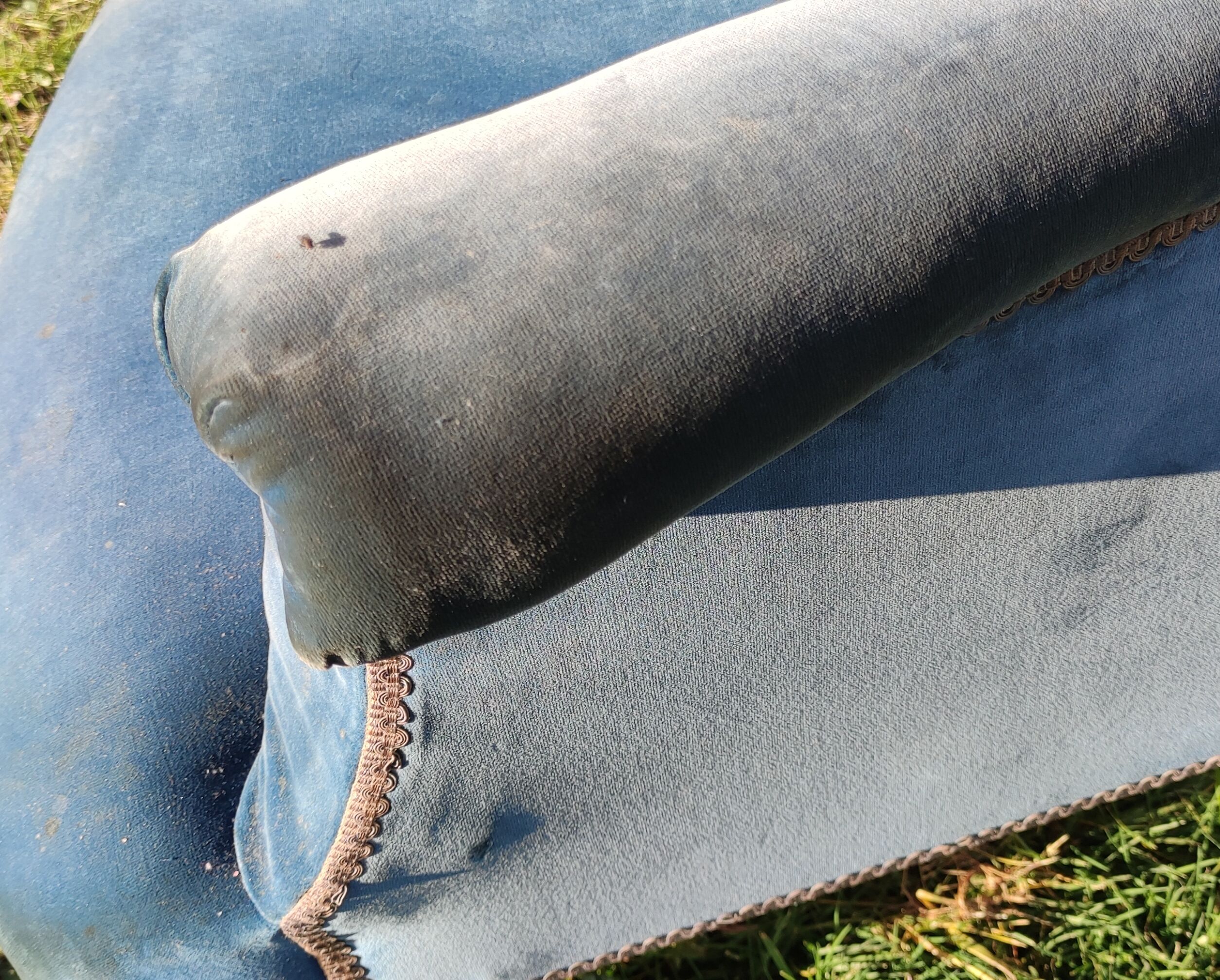 Armchair Napoleon III blue velvet