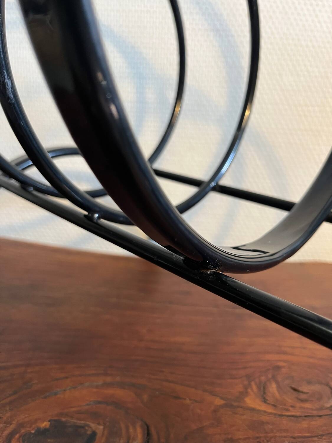 Porte revue métallique