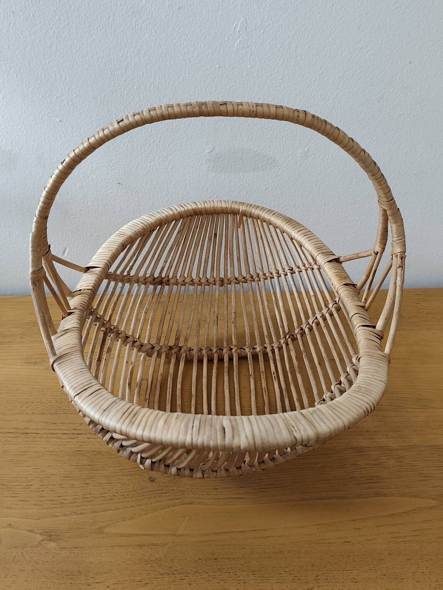 Woven wicker basket