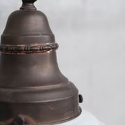 Suspension française opaline et laiton