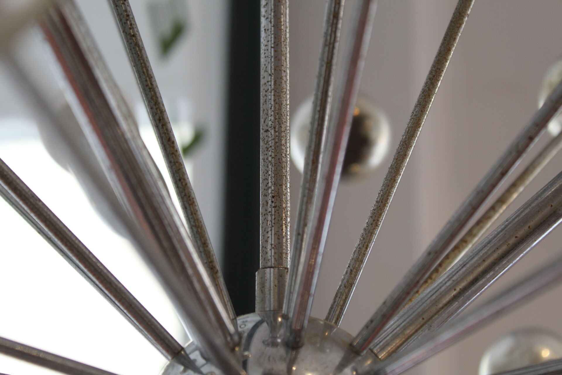 Chandelier sputnik 1970