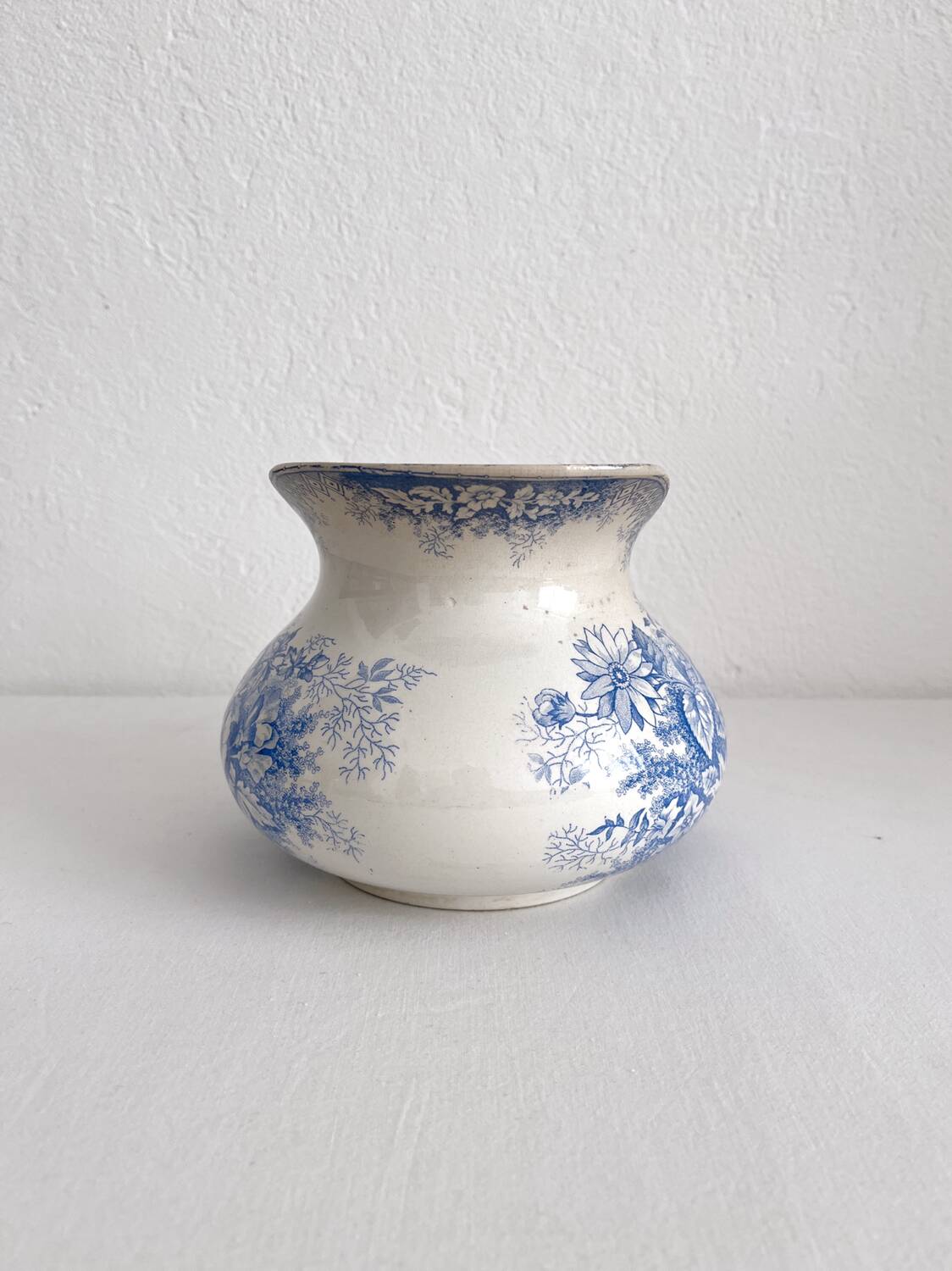 Old iron clay jug "Jardinière" Hamage Nord