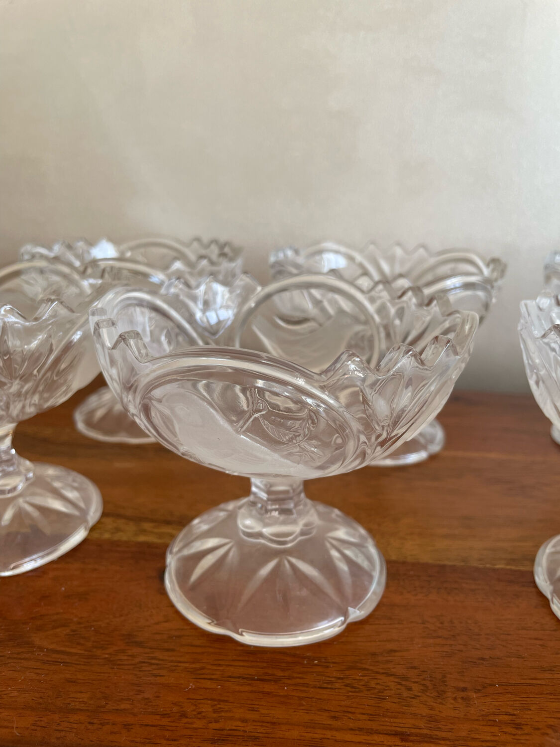 6 crystal bird cups