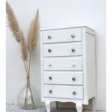 Vintage chiffonnier