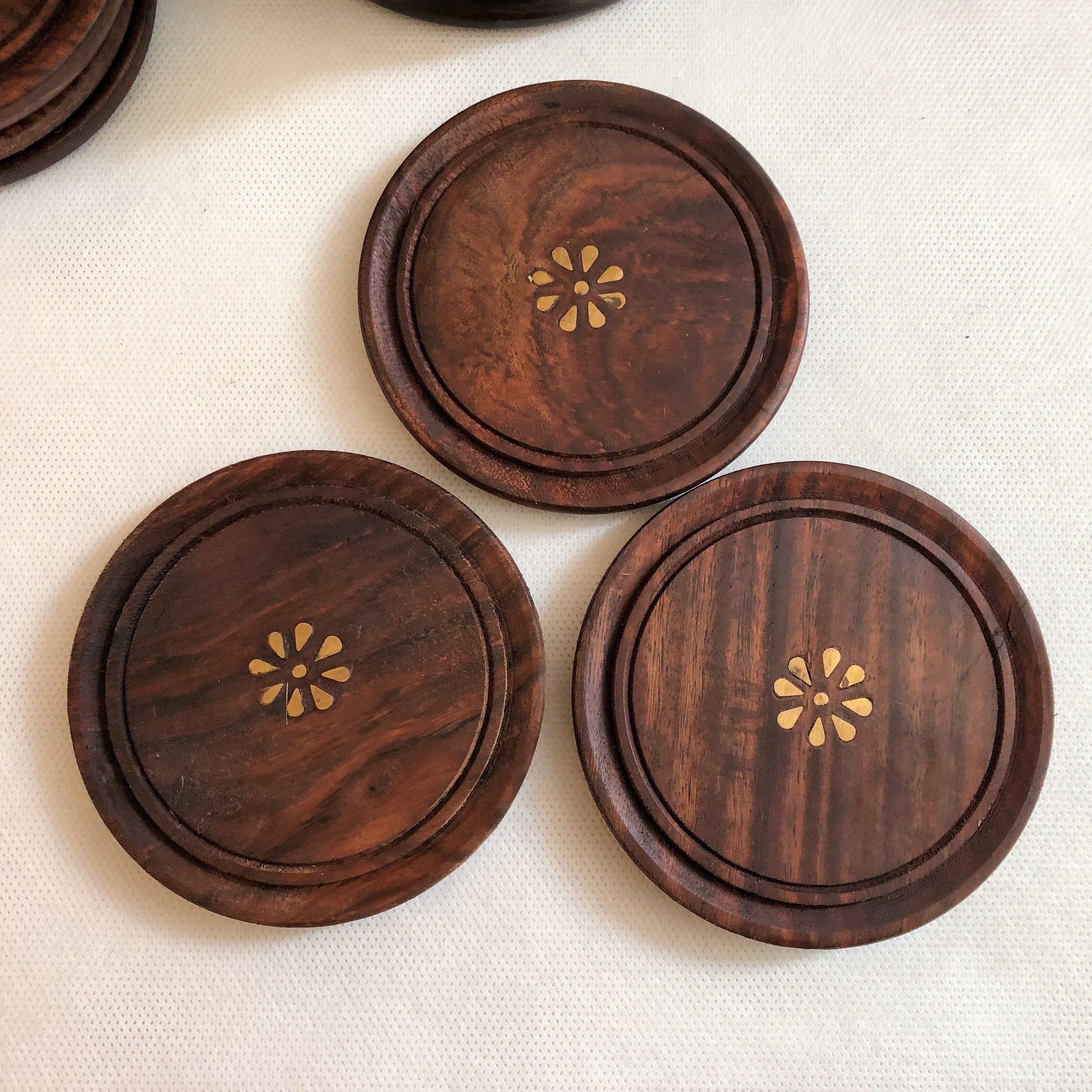 Set of 6 coasters with wooden and brass holder