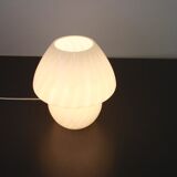 Mushroom-shaped table lamp