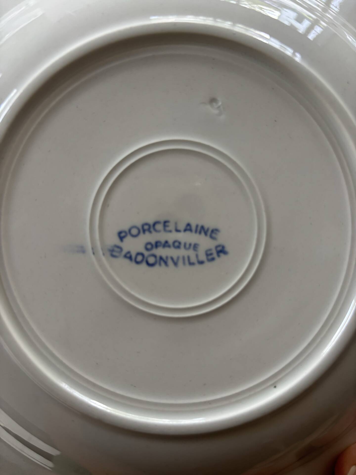 Assiettes creuses en porcelaine  Badonviller