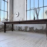 XL farmhouse table in solid oak, brutalist style, 20th century.