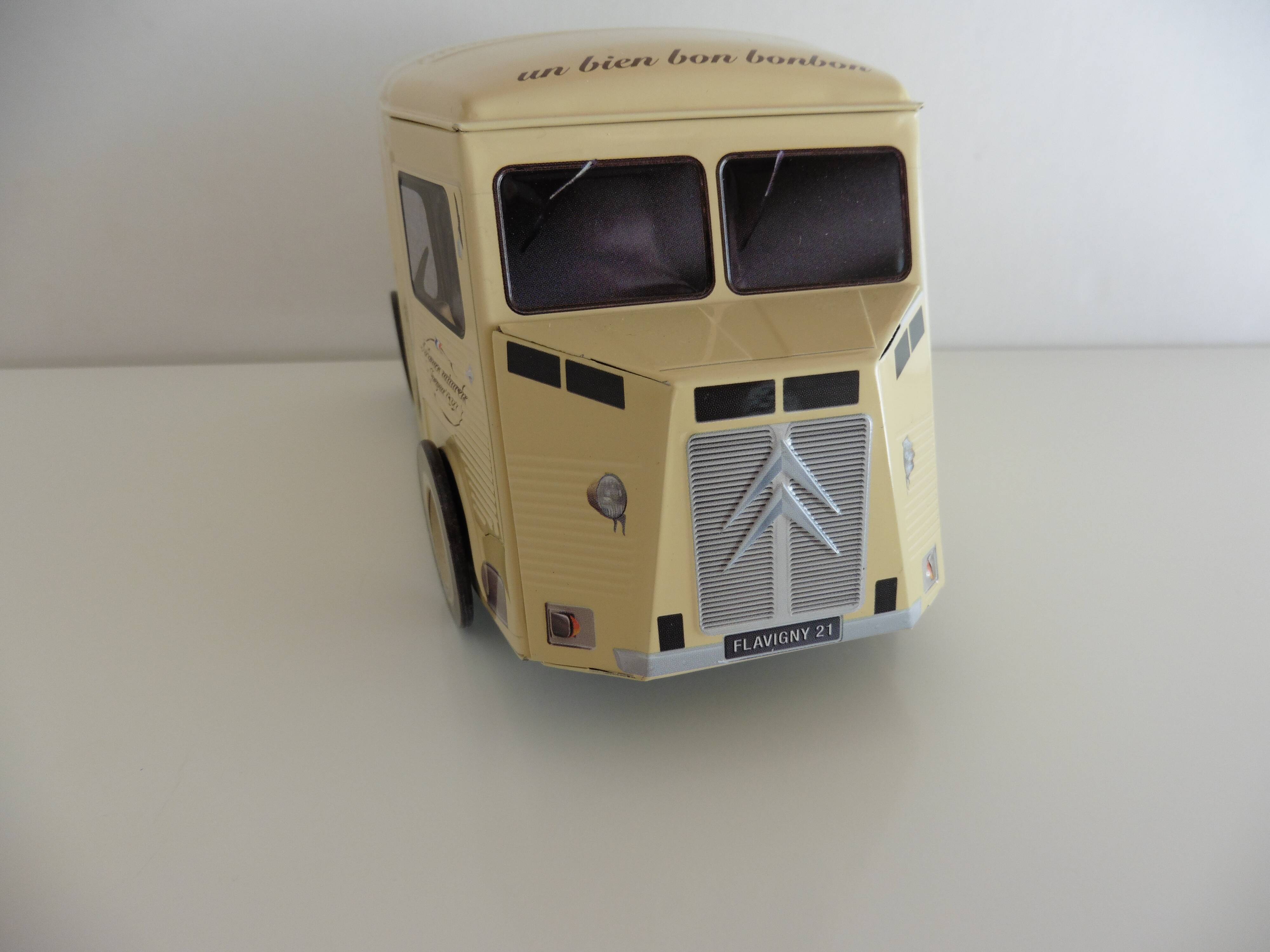 Citroen tube hy. metal box. anis candy
