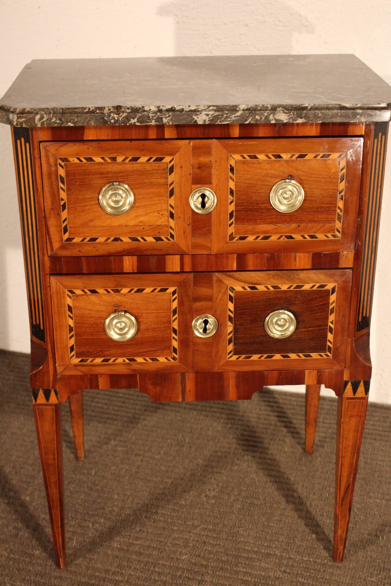 Louis XVI chest of drawers