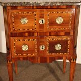 Louis XVI chest of drawers