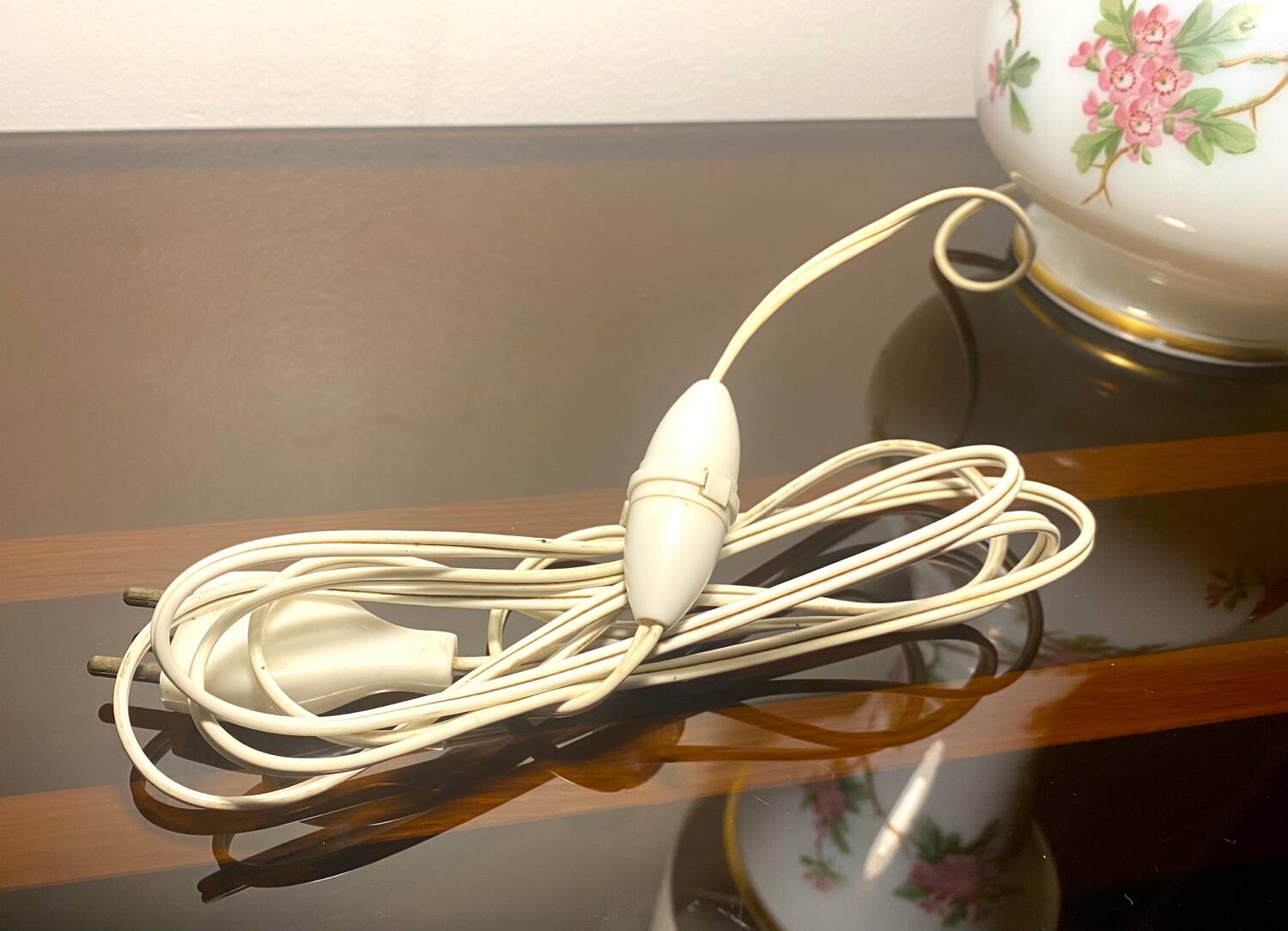 Baccarat Lampe Opaline peint main