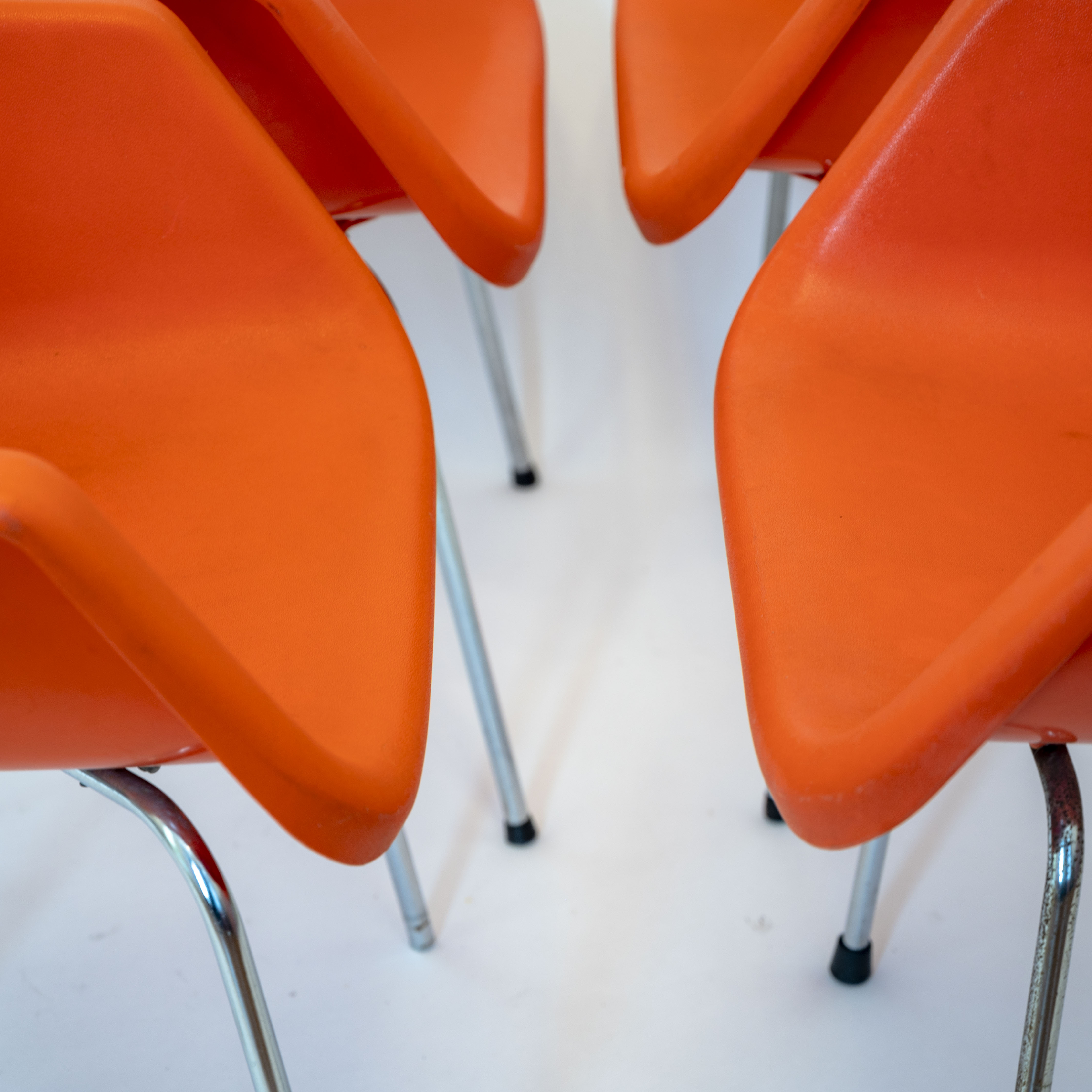 Set of 4 armchairs by Robin Day, for Hille, England, 1967