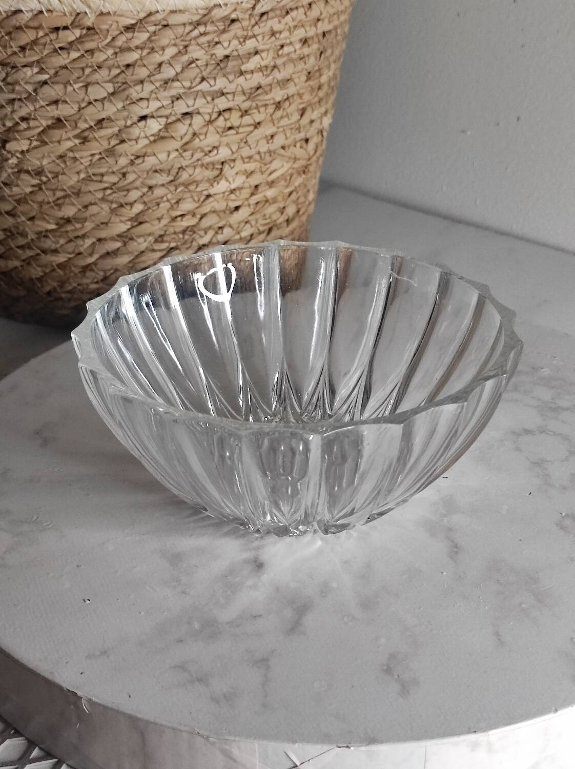 Cut glass bowl