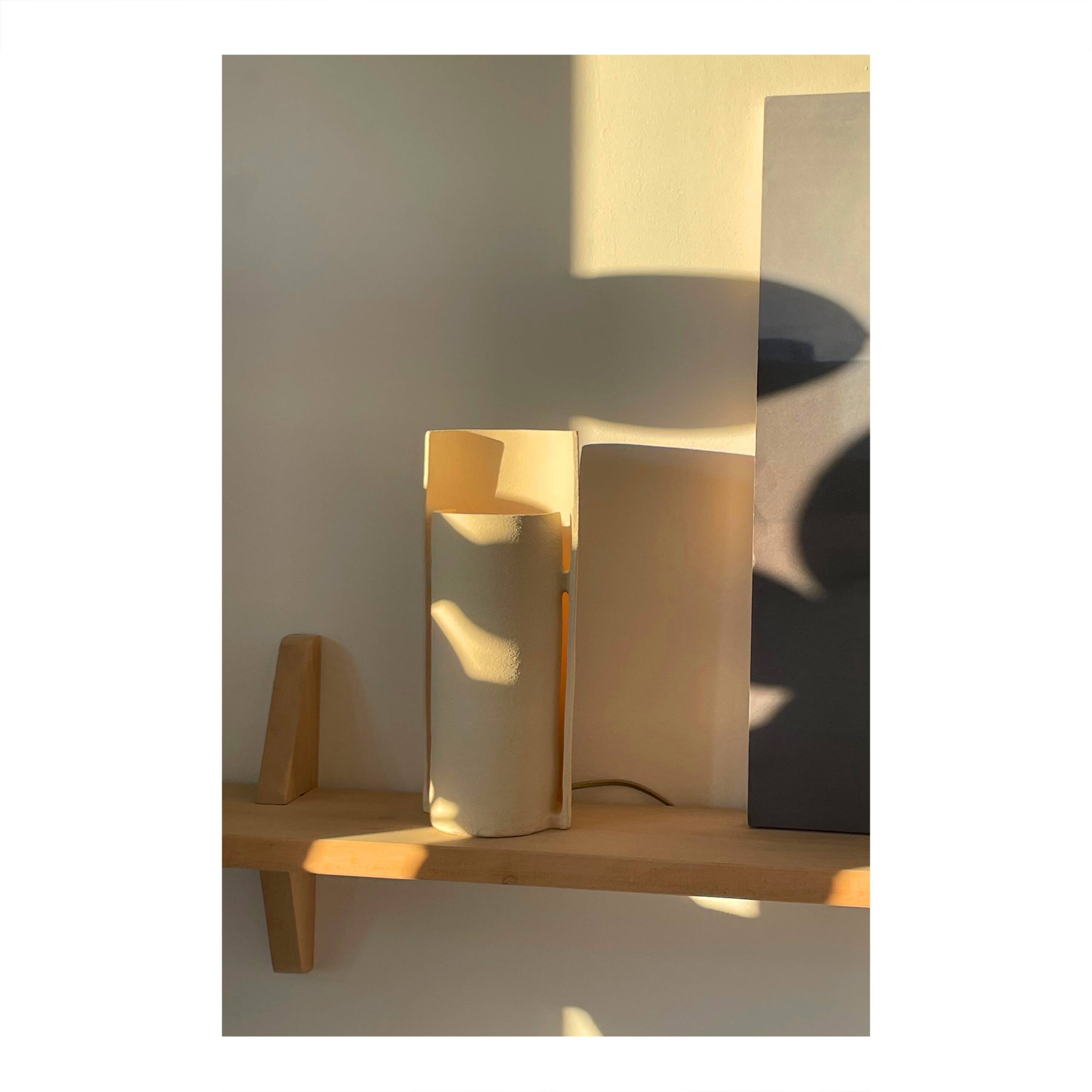 White sandstone tile lamp