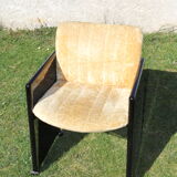 Fauteuil noir et or