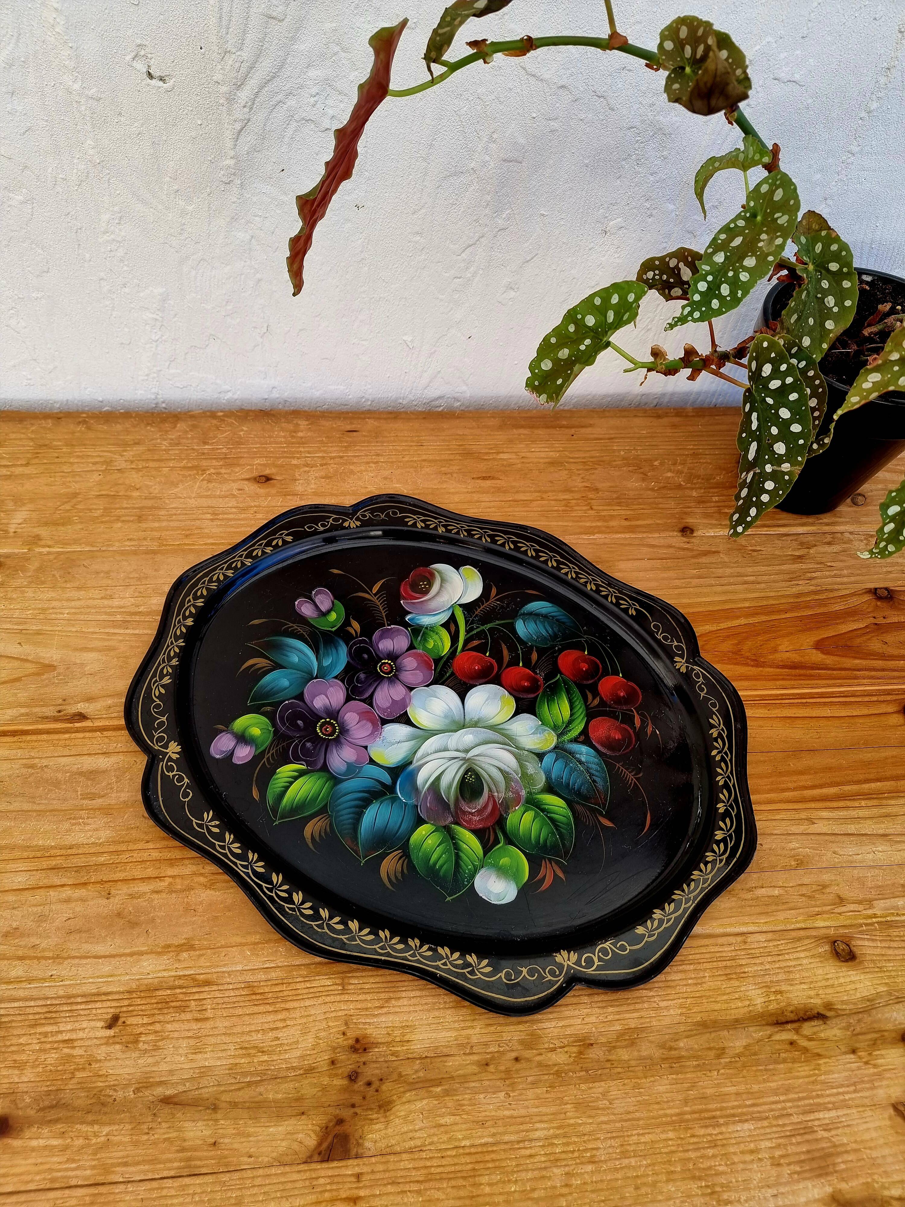 Metal tray with flowers Made in USSR