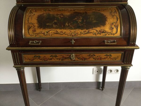 Bonheur Du Jour De Style Louis XVI En Acajou