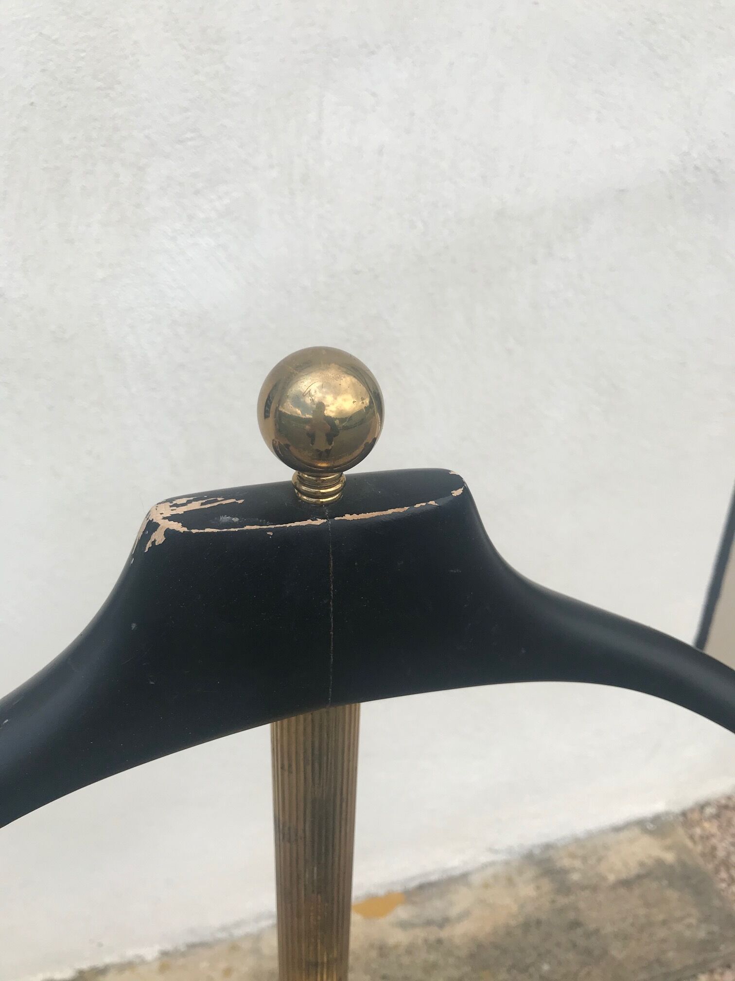 Brass mute servant 1950