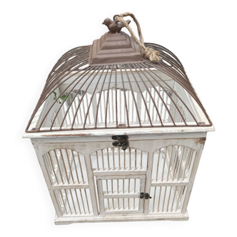 Bird aviary