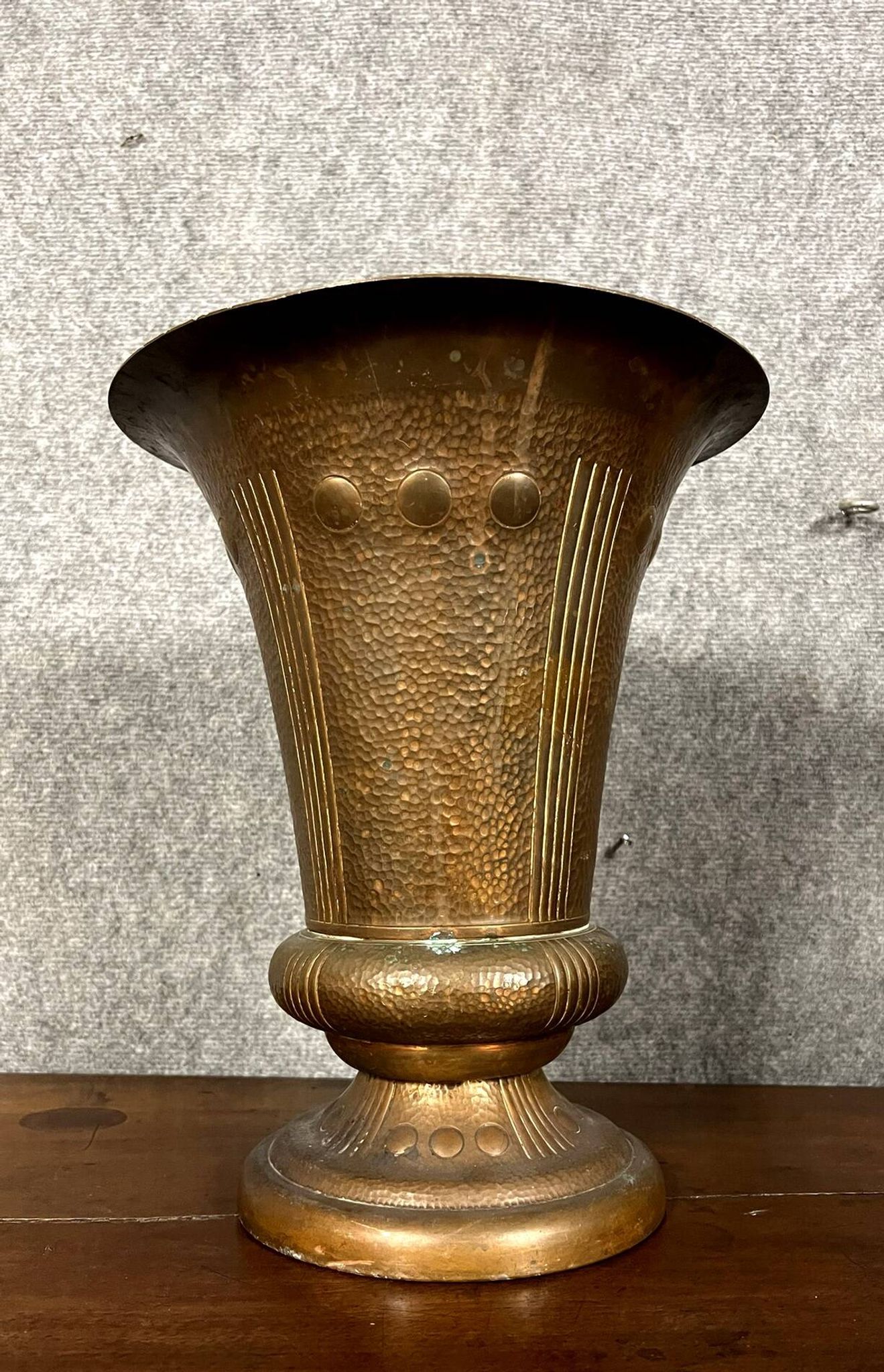 Art Nouveau period Medicis vase in gilded brass circa 1900