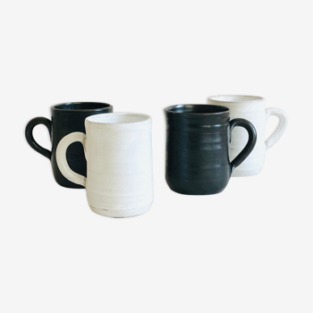 Set of 4 Dutch ceramic cups